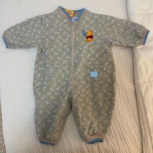 Winnie The Pooh 2006 Baby Floral Pajamas Embroidered Boys 6-9 M Cottagecore